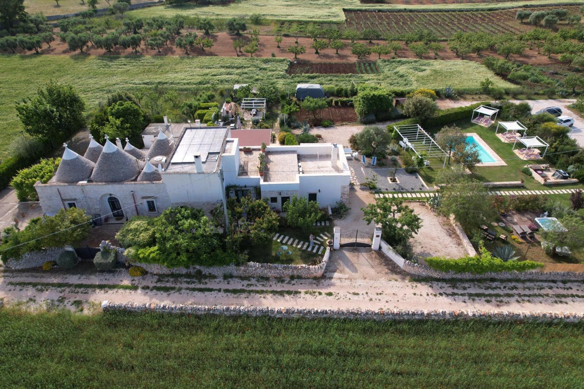 洛科罗通多Il Trullo Volza别墅 外观 照片