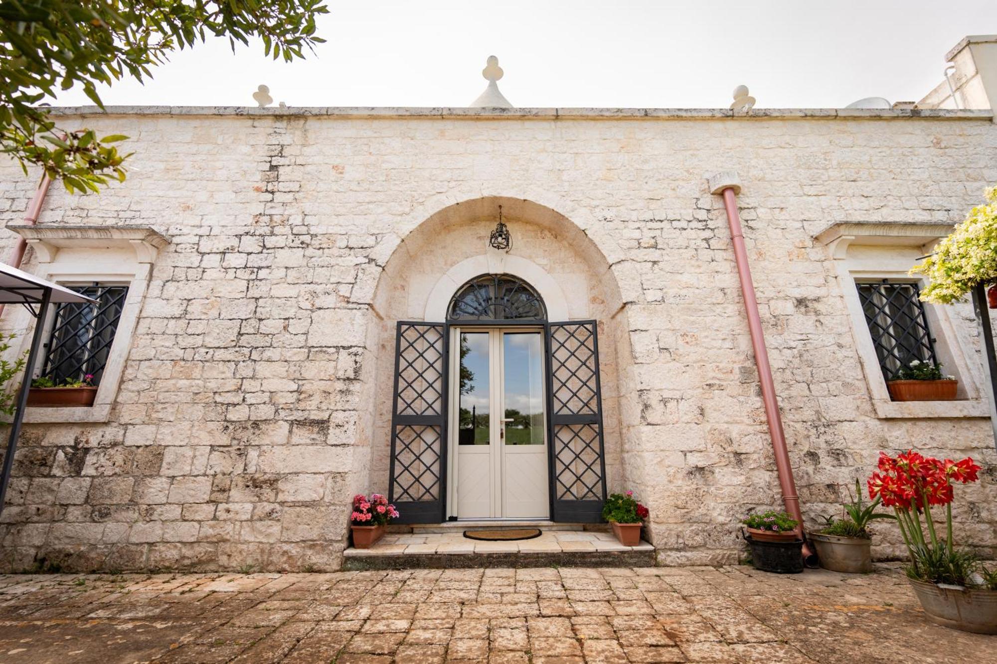 洛科罗通多Il Trullo Volza别墅 外观 照片